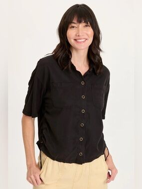 XCVI
KIMBEL TWILL CLASSIC BUTTON-UP TOP
 In Black